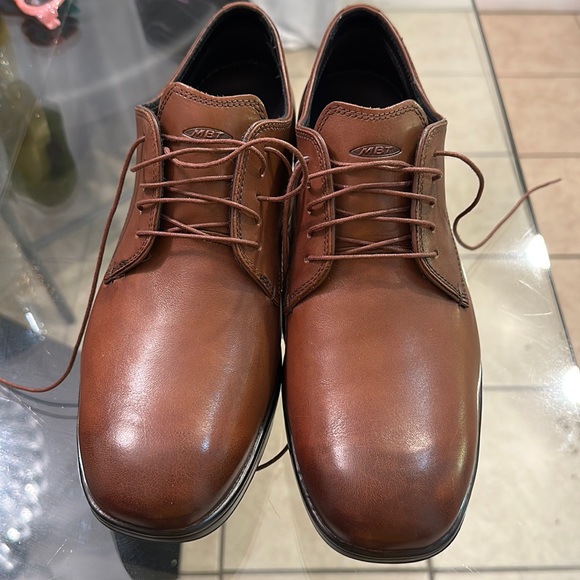 🥷🏿🥷🏿🥷🏿MBT SHOES!!!